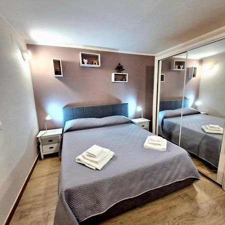 Medea Appartement Syracuse Buitenkant foto