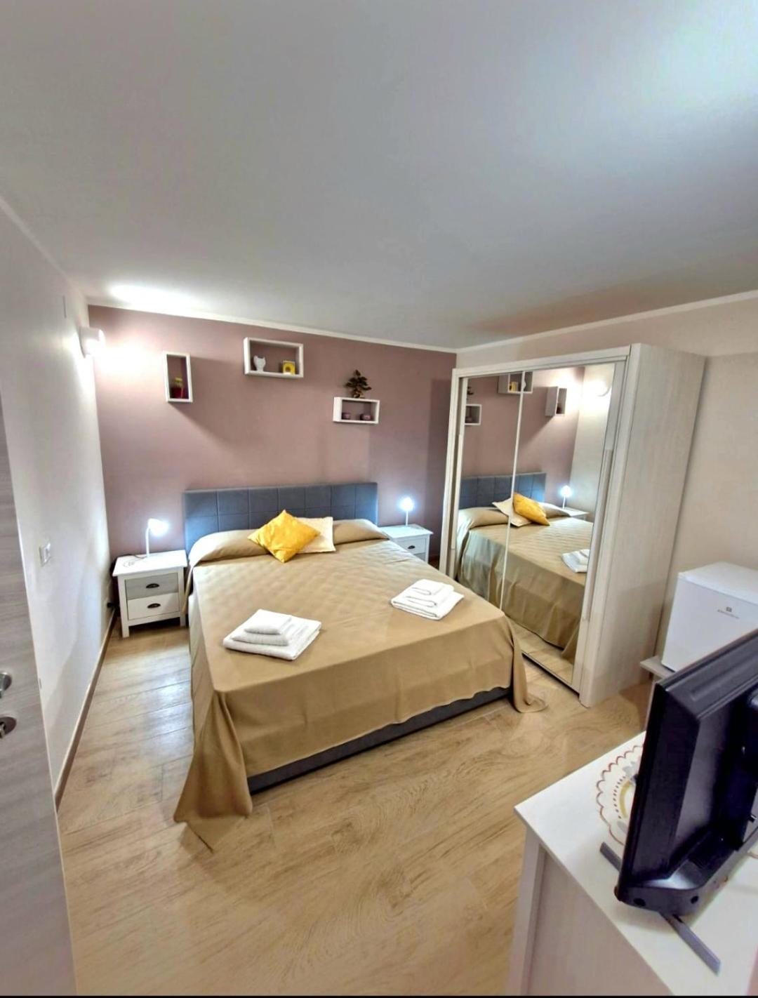 Medea Appartement Syracuse Buitenkant foto