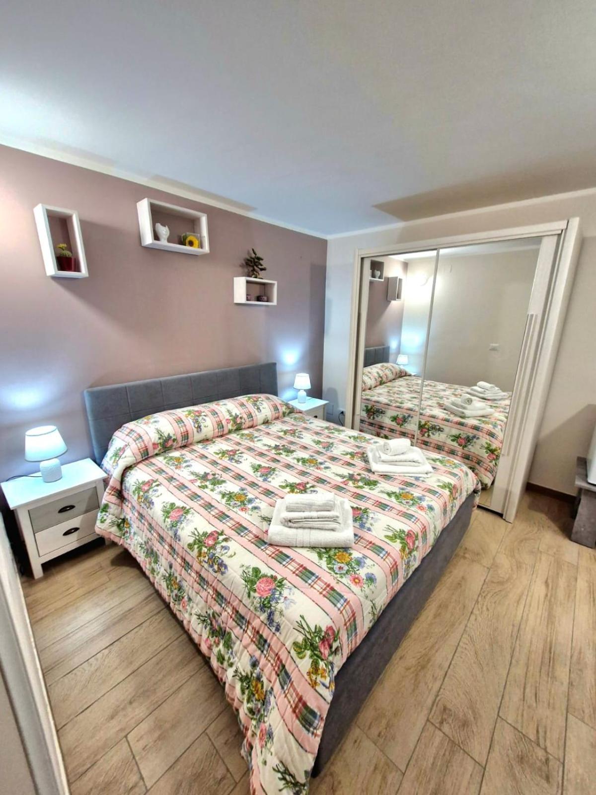 Medea Appartement Syracuse Buitenkant foto